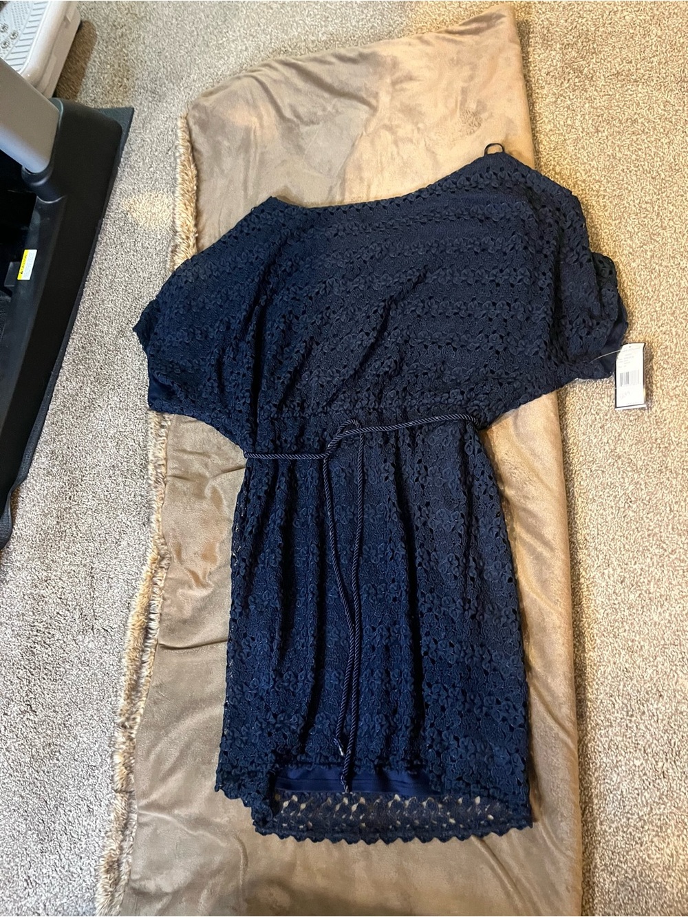 Jessica Howard Navy One-Shoulder Lace Dress